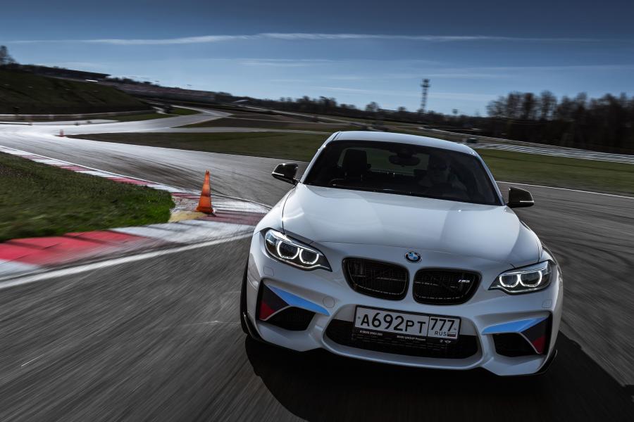  BMW M2 Coupe M Performance Accessories 2016 года  (фото 12 из 21)